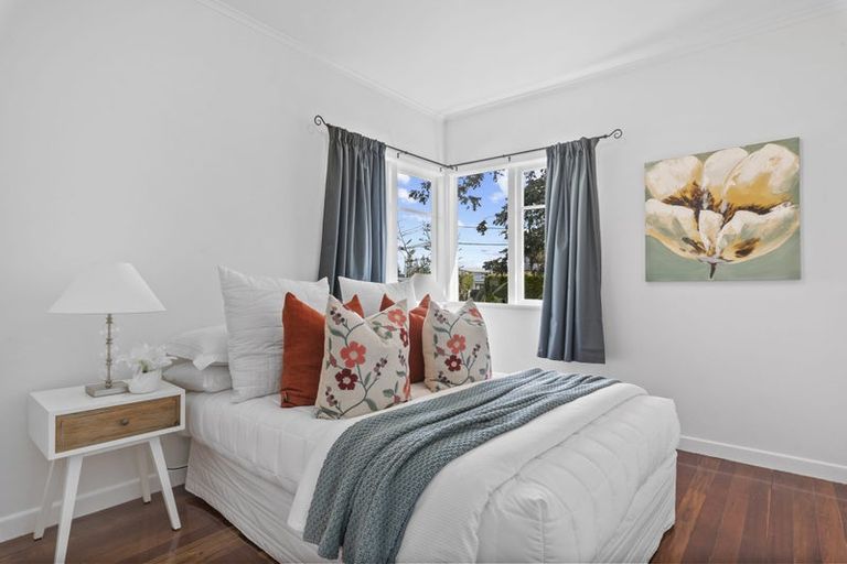 Photo of property in 2/33 Havelock Avenue, Forrest Hill, Auckland, 0620