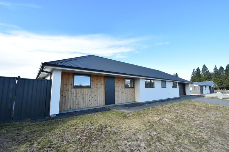 Photo of property in 8 Jack Adamson Drive, Twizel, 7901