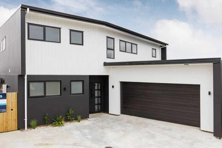 Photo of property in 18 Silkwood Place, Fitzherbert, Palmerston North, 4410