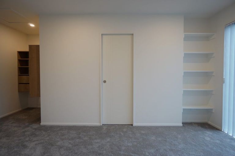 Photo of property in 3/26 Buscomb Avenue, Henderson, Auckland, 0610