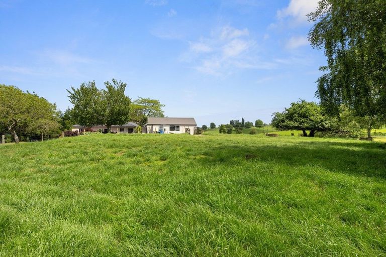 Photo of property in 11 Meadway Road, Ngahinapouri, Ohaupo, 3883