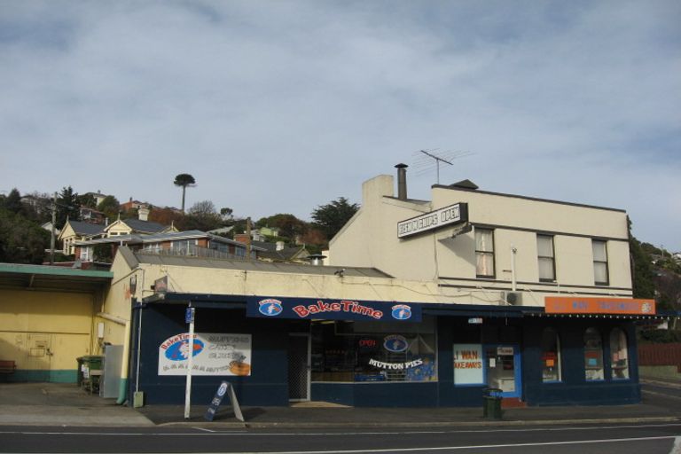 Photo of property in 15 Kaikorai Valley Road, Kaikorai, Dunedin, 9010