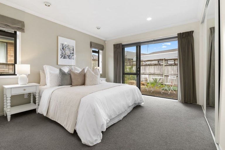 Photo of property in 16 Max Short Drive, Pukekohe, 2120