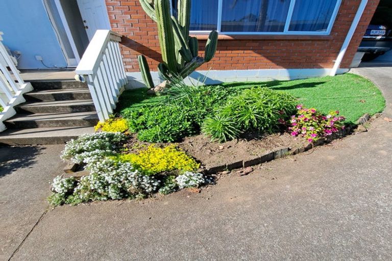 Photo of property in 1/7 Chilton Place, Howick, Auckland, 2014