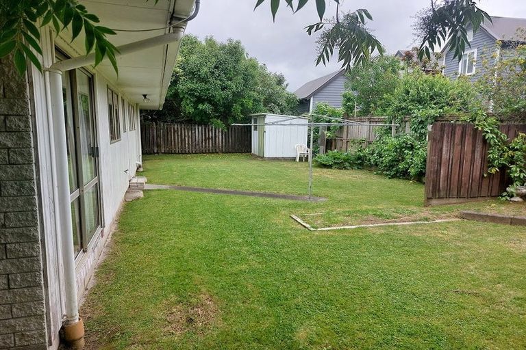 Photo of property in 1/10 Fernaig Street, Papakura, 2110