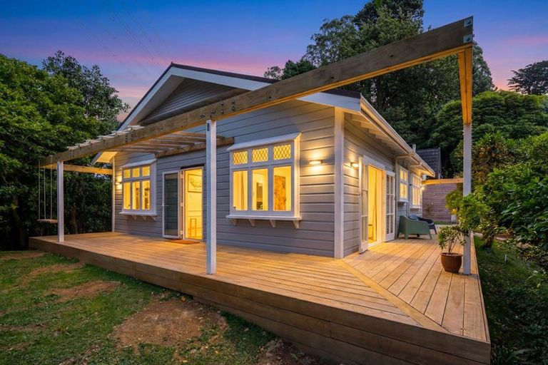 Photo of property in 215 Takapu Road, Takapu Valley, Wellington, 5028