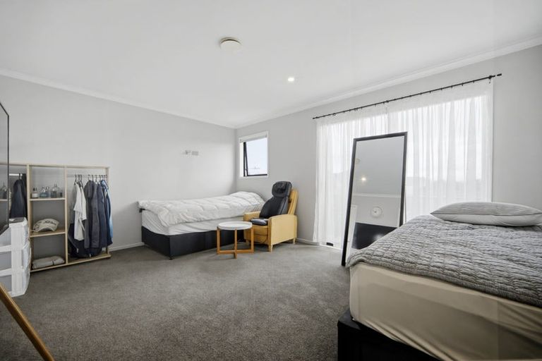 Photo of property in 117 Hobsonville Point Road, Hobsonville, Auckland, 0616