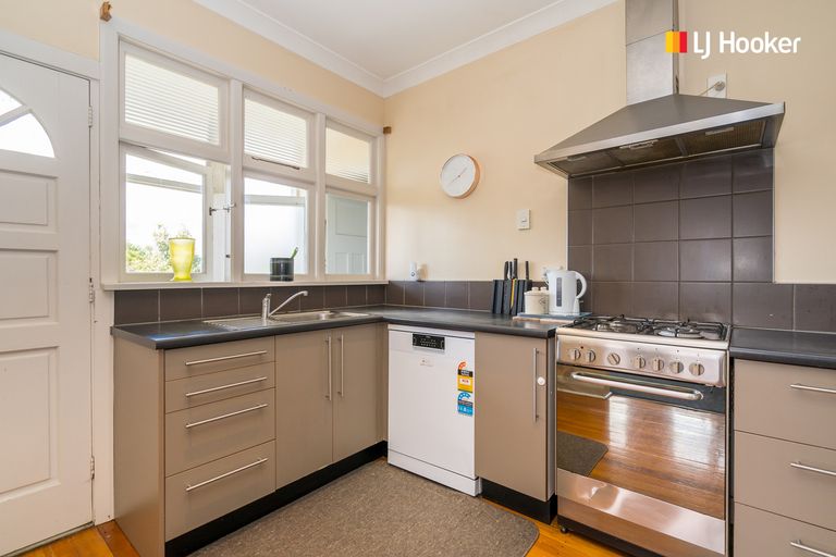 Photo of property in 109 Forbury Road, Saint Clair, Dunedin, 9012