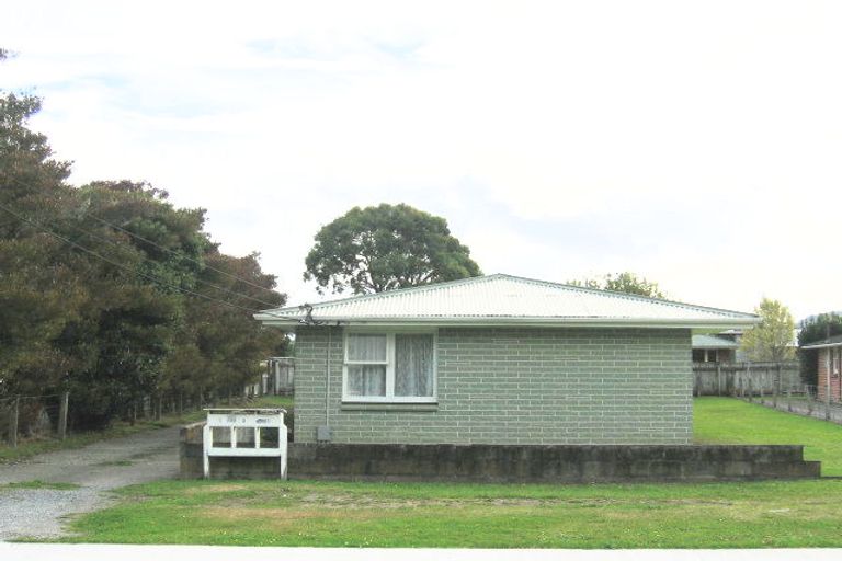 Photo of property in 1/52 Cruickshank Road, Clouston Park, Upper Hutt, 5018