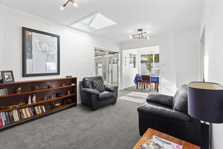 Photo of property in 9c Dekka Street, Khandallah, Wellington, 6035