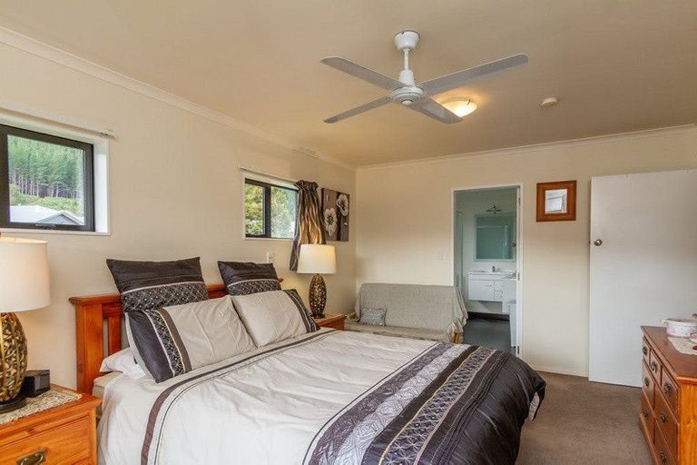 Photo of property in 196a Wise Street, Wainuiomata, Lower Hutt, 5014