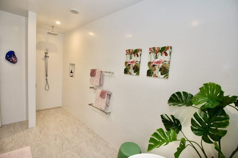 Photo of property in 45 Leeward Drive, Whitianga, 3510