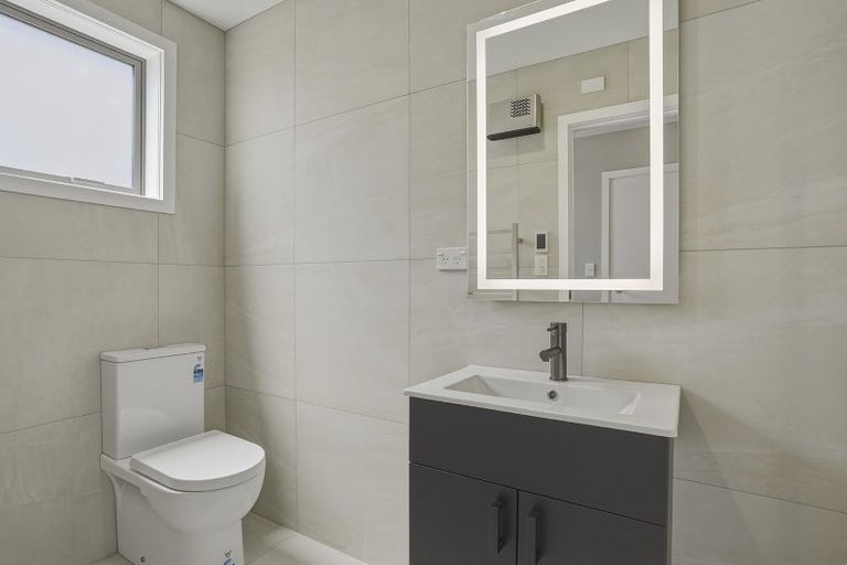 Photo of property in 43 Bradshaw Street, South Dunedin, Dunedin, 9012