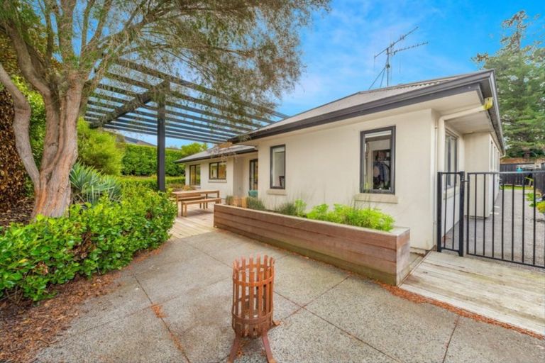 Photo of property in 12 Cabernet Close, Rototuna, Hamilton, 3210