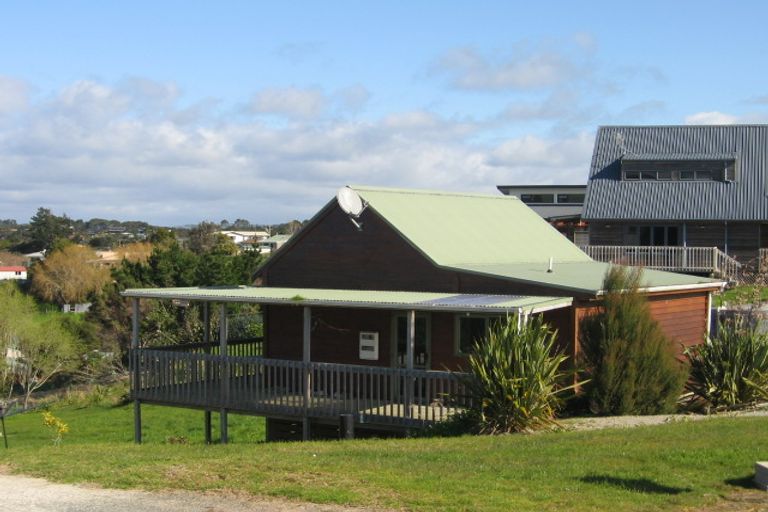 Photo of property in 46 Cullen Street, Mangawhai Heads, Mangawhai, 0505