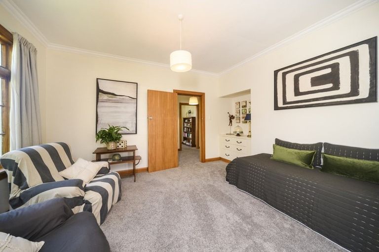 Photo of property in 32 Rangitira Avenue, Palmerston North, 4414
