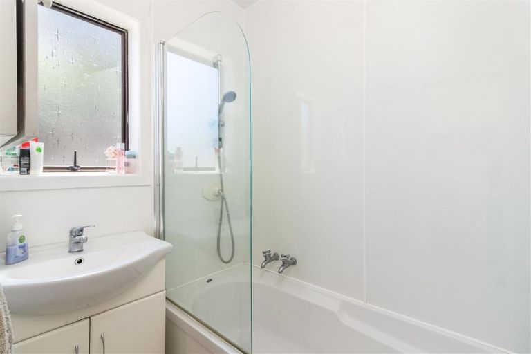 Photo of property in 34 Hopkins Street, Woolston, Christchurch, 8023