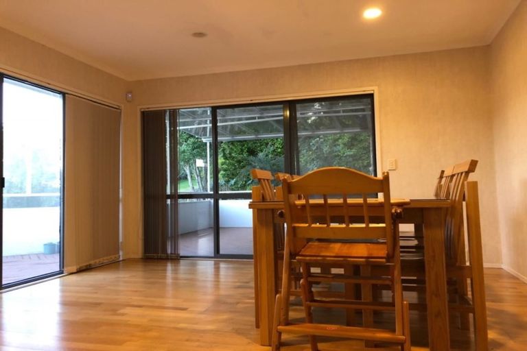 Photo of property in 28 Bayside Drive, Browns Bay, Auckland, 0630