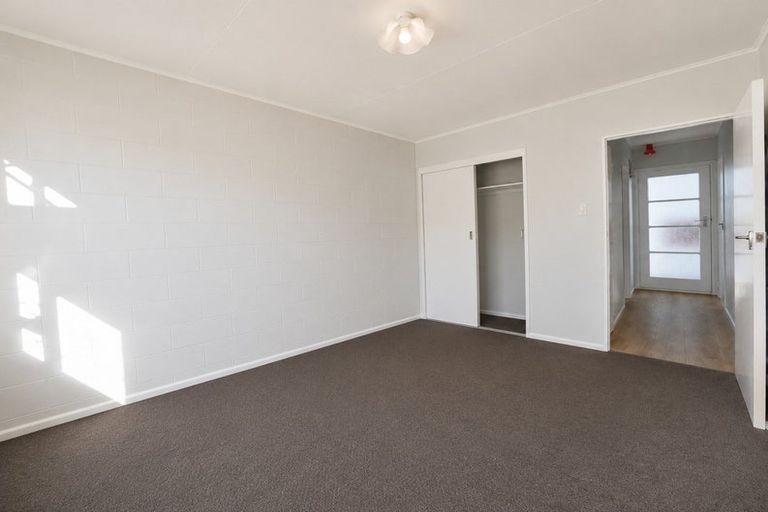 Photo of property in 46 Awamutu Grove, Waiwhetu, Lower Hutt, 5010