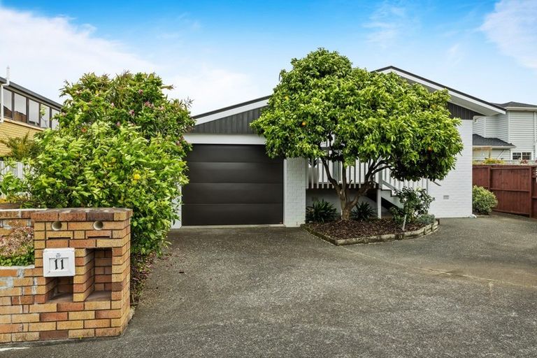 Photo of property in 1/11 Stratford Avenue, Milford, Auckland, 0620