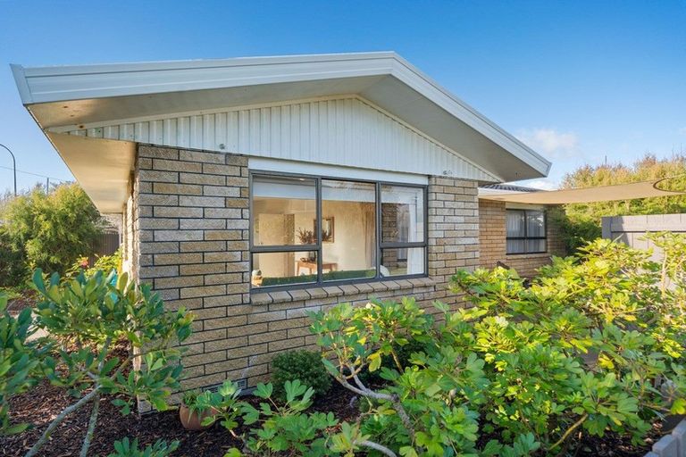 Photo of property in 1212a Papamoa Beach Road, Papamoa Beach, Papamoa, 3118