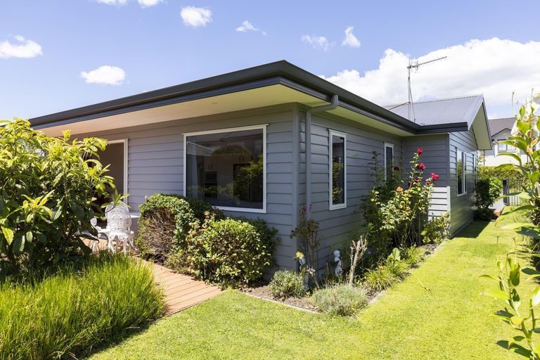 Photo of property in 25 Chateau Crescent, Rangatira Park, Taupo, 3330