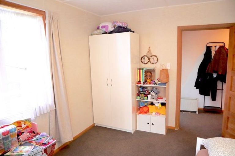 Photo of property in 145 Rangiora Avenue, Roslyn, Palmerston North, 4414