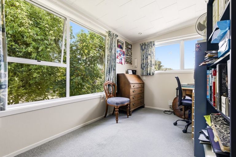 Photo of property in 48 Chesham Avenue, Waipahihi, Taupo, 3330