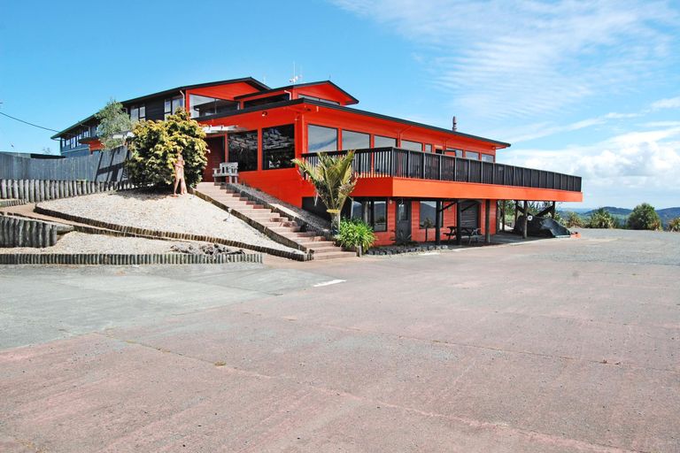 Photo of property in 4800 State Highway 1, Waipu, 0582