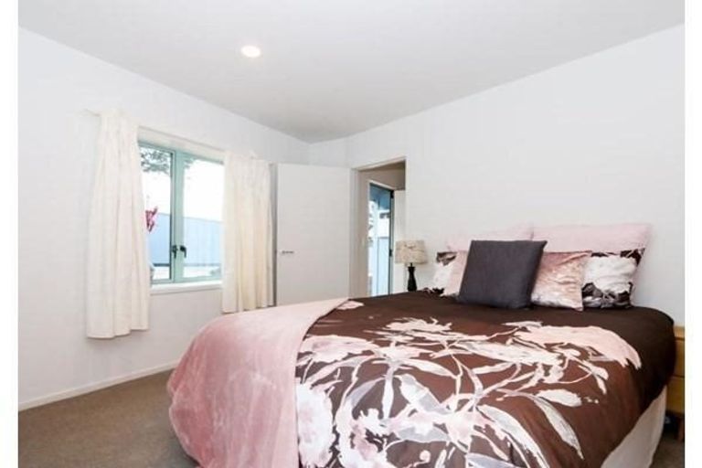 Photo of property in 13/93a Kelburn Parade, Kelburn, Wellington, 6012