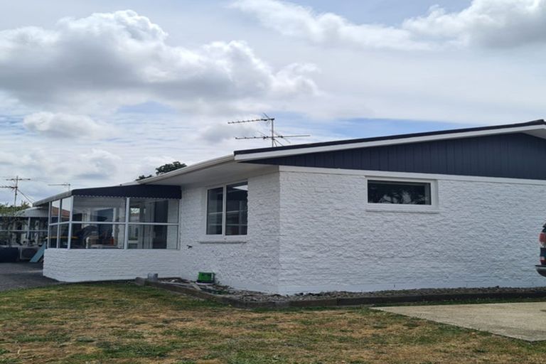 Photo of property in 1/83 Harris Street, Pukekohe, 2120