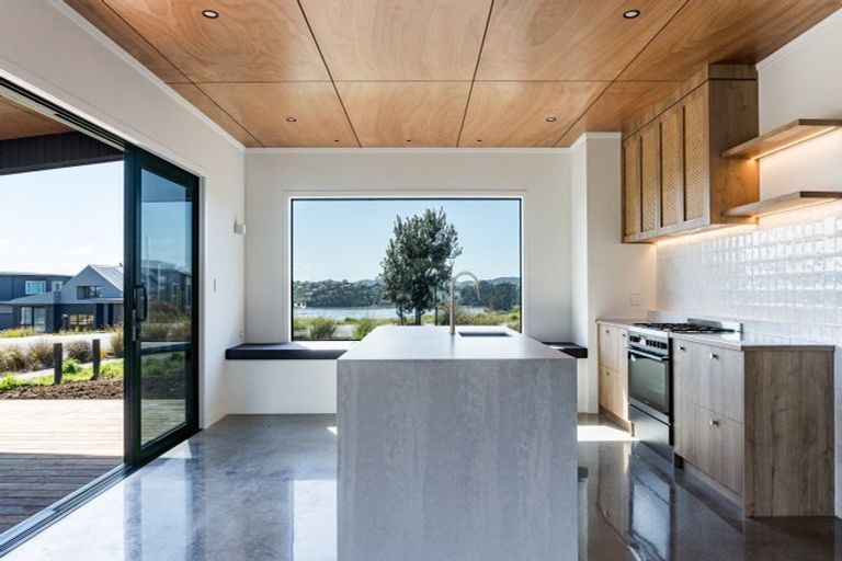 Photo of property in 44 Rangitahi Road, Raglan, 3225