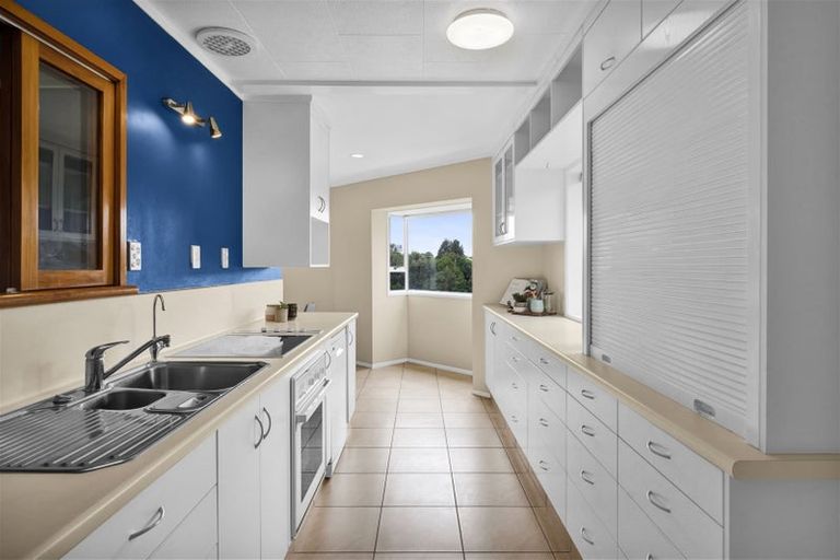 Photo of property in 146 Heta Road, Highlands Park, New Plymouth, 4312