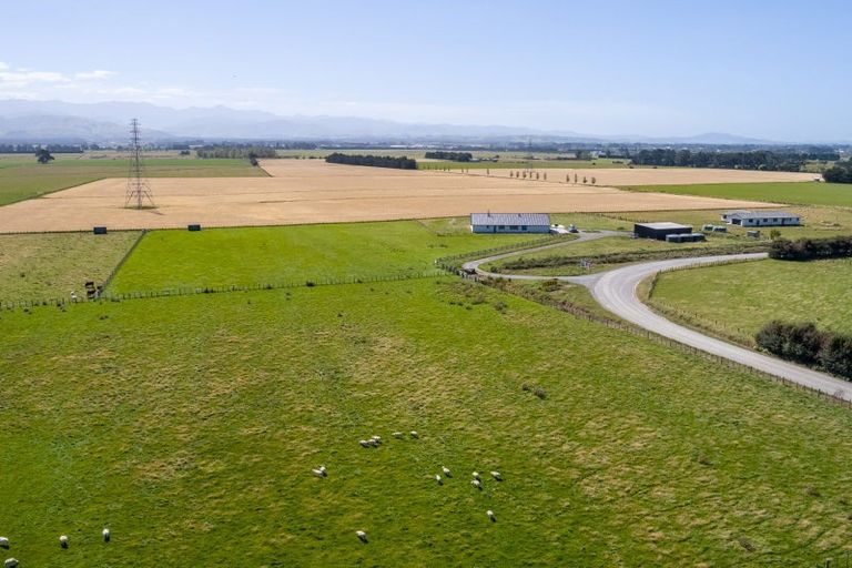 Photo of property in 445 Perrys Road, East Taratahi, Carterton, 5887