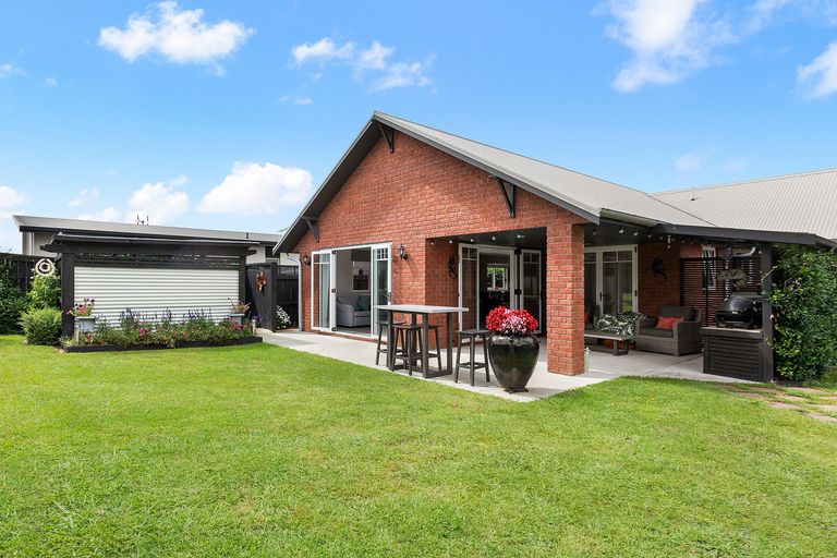 Photo of property in 75 Stirling Drive, Morrinsville, 3300