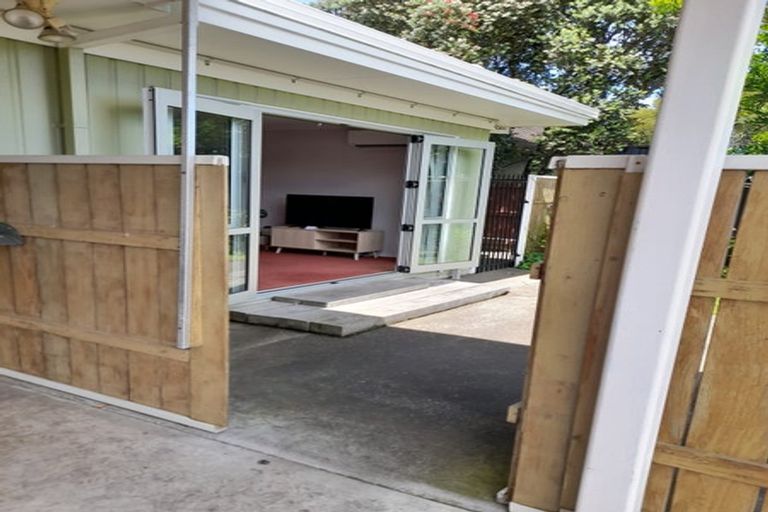 Photo of property in 1/2 Trigg Crescent, Taradale, Napier, 4112