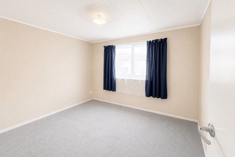 Photo of property in 40 Mack Place, Red Hill, Papakura, 2110