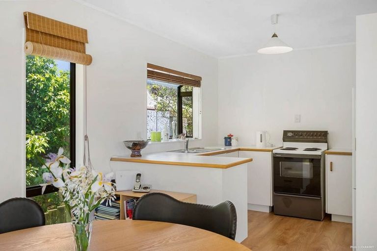 Photo of property in 2/227 Shirley Road, Papatoetoe, Auckland, 2025