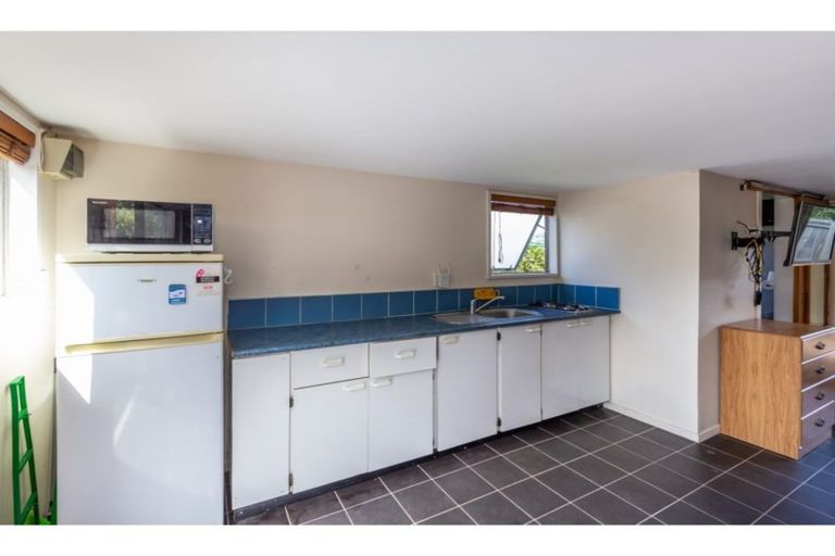 Photo of property in 52 Gould Crescent, Woolston, Christchurch, 8023