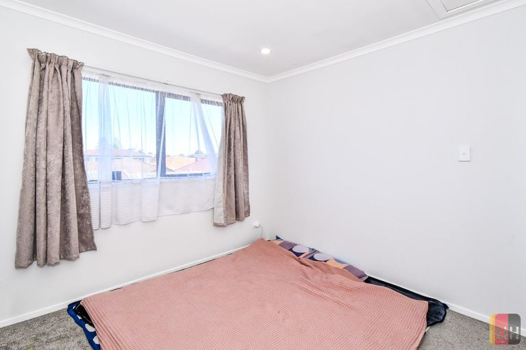 Photo of property in 5/24 Watson Place, Papatoetoe, Auckland, 2025
