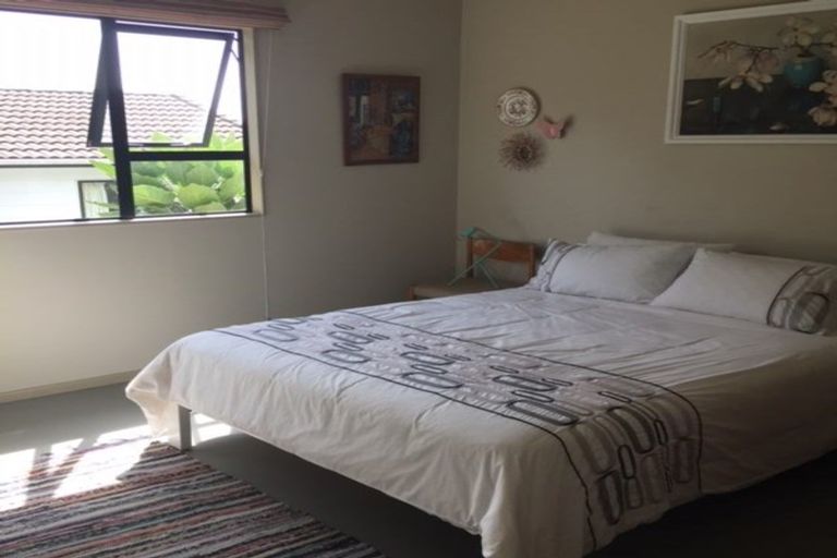 Photo of property in 27 Hicks Crescent, Waikanae Beach, Waikanae, 5036