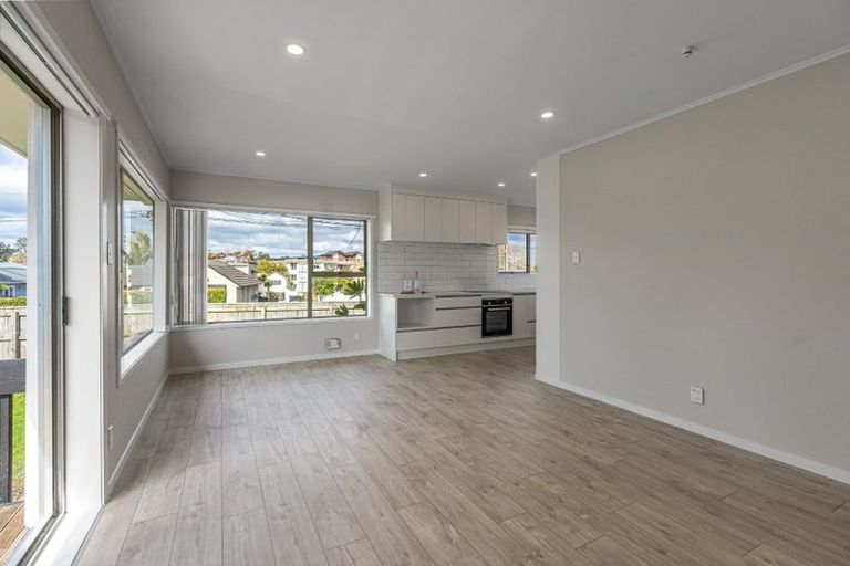 Photo of property in 1/27 Nile Road, Milford, Auckland, 0620