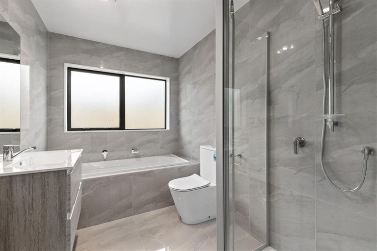 Photo of property in 3 Matikao Way, Pukekohe, 2120