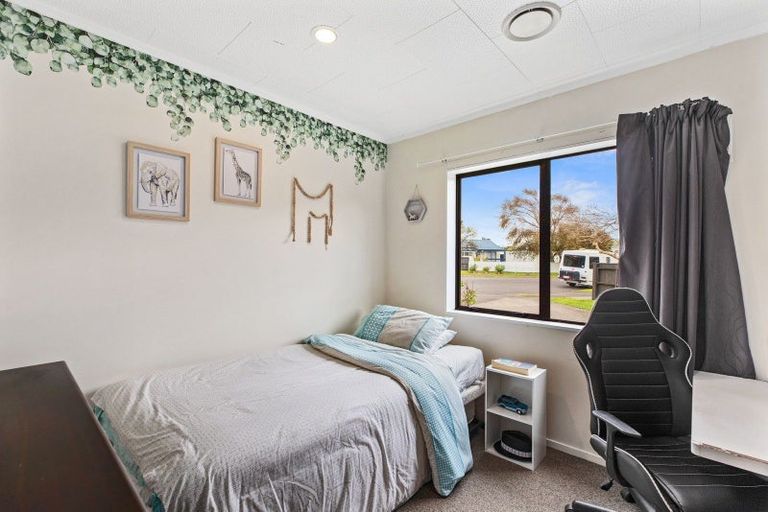 Photo of property in 17 Emery Place, Papamoa Beach, Papamoa, 3118