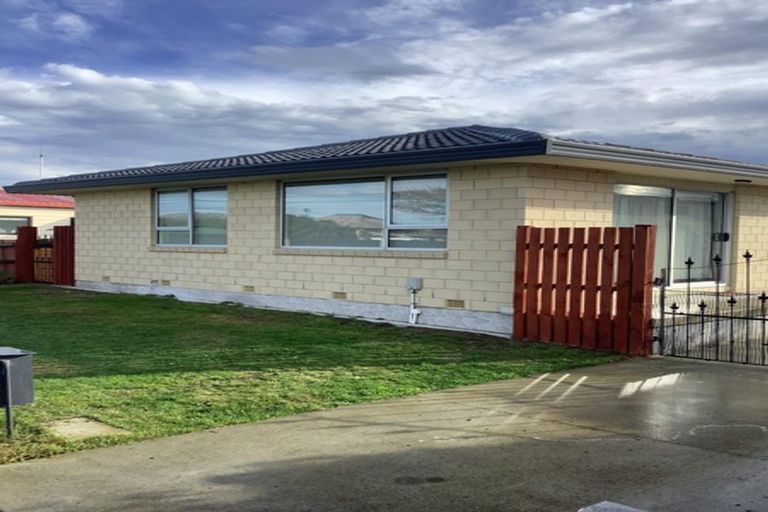 Photo of property in 2/112 Tedder Avenue, North New Brighton, Christchurch, 8083