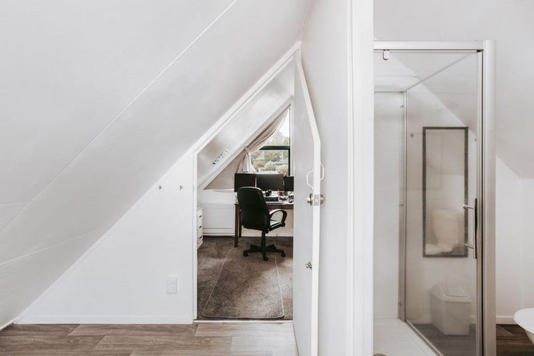 Photo of property in 96a Darraghs Road, Brookfield, Tauranga, 3110