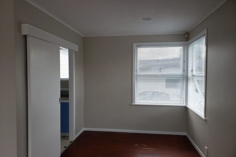 Photo of property in 21 Tairere Crescent, Rosehill, Papakura, 2113