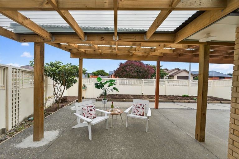 Photo of property in 42 Brooklyn Heights Drive, Kelvin Grove, Palmerston North, 4414