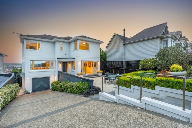 Photo of property in 138 London Street, Dunedin Central, Dunedin, 9016