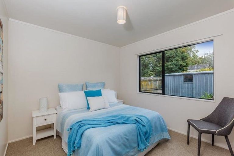 Photo of property in 1/7 Pine Street, New Lynn, Auckland, 0600